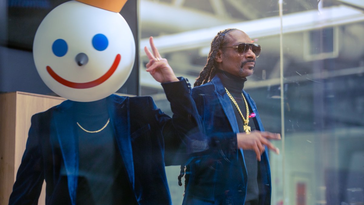 San Diego's Jack in the Box drops Snoop's 'Munchie Meal' like it's hot – NBC Los Angeles - Vimarsana News