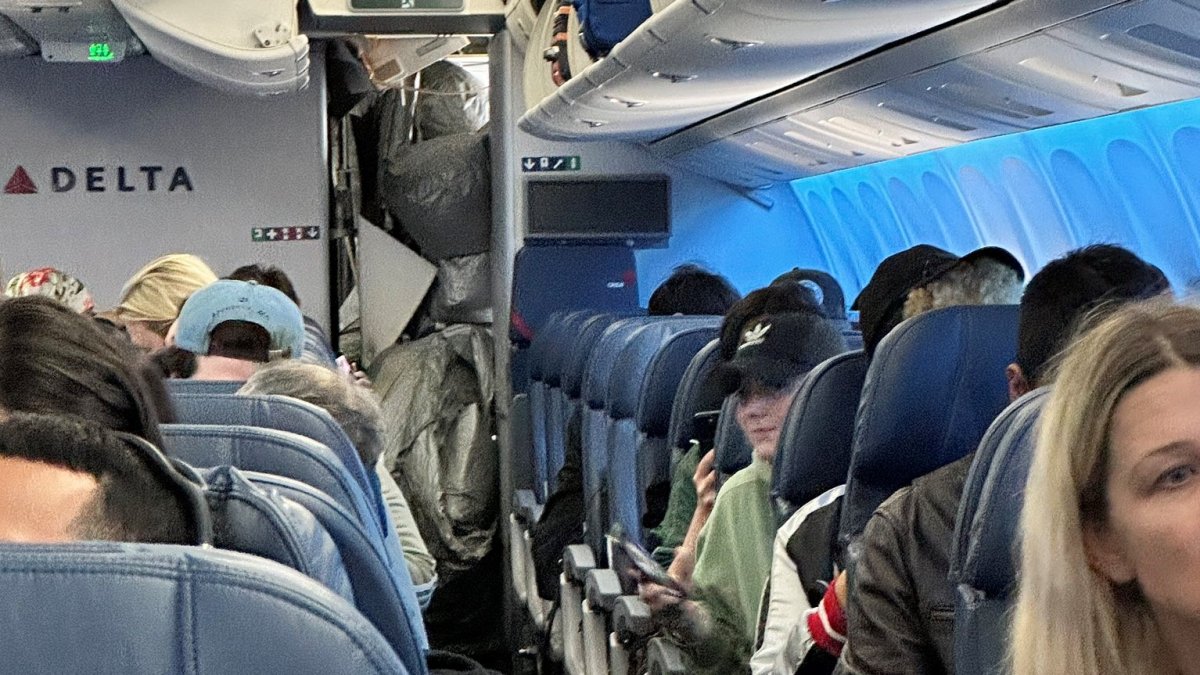 Emergency slide deployed inside Delta aircraft on flight to LA – NBC Los Angeles