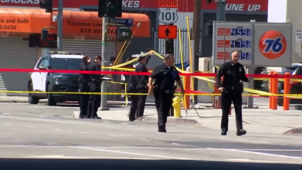 Police shoot dead dumbbell bar-wielding woman accused of several attacks in Tarzana