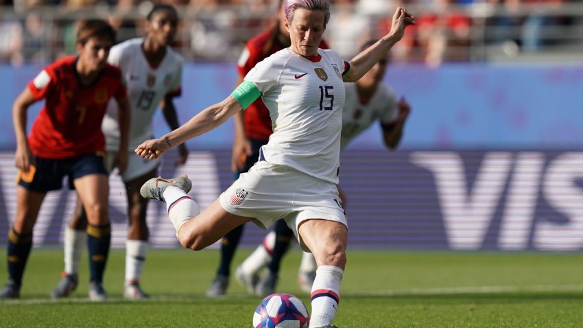 United States’ forward Megan Rapinoe scores a goal during the France 2019 Women’s World Cup round of sixteen football match between Spain and USA, on June 24, 2019, at the Auguste-Delaune stadium in Reims, northern France.