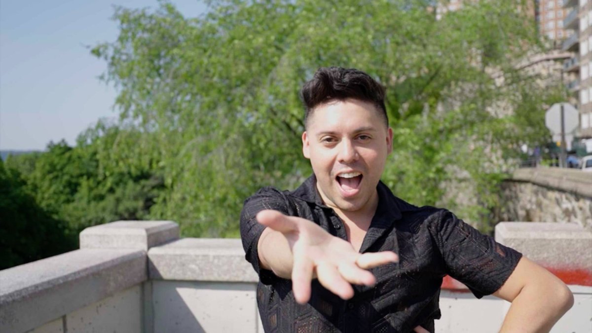 36-year-old drag queen earns $70,000 in New York through 12 streams of income: 'I've put in time building a name for myself' – NBC Los Angeles - Vimarsana News