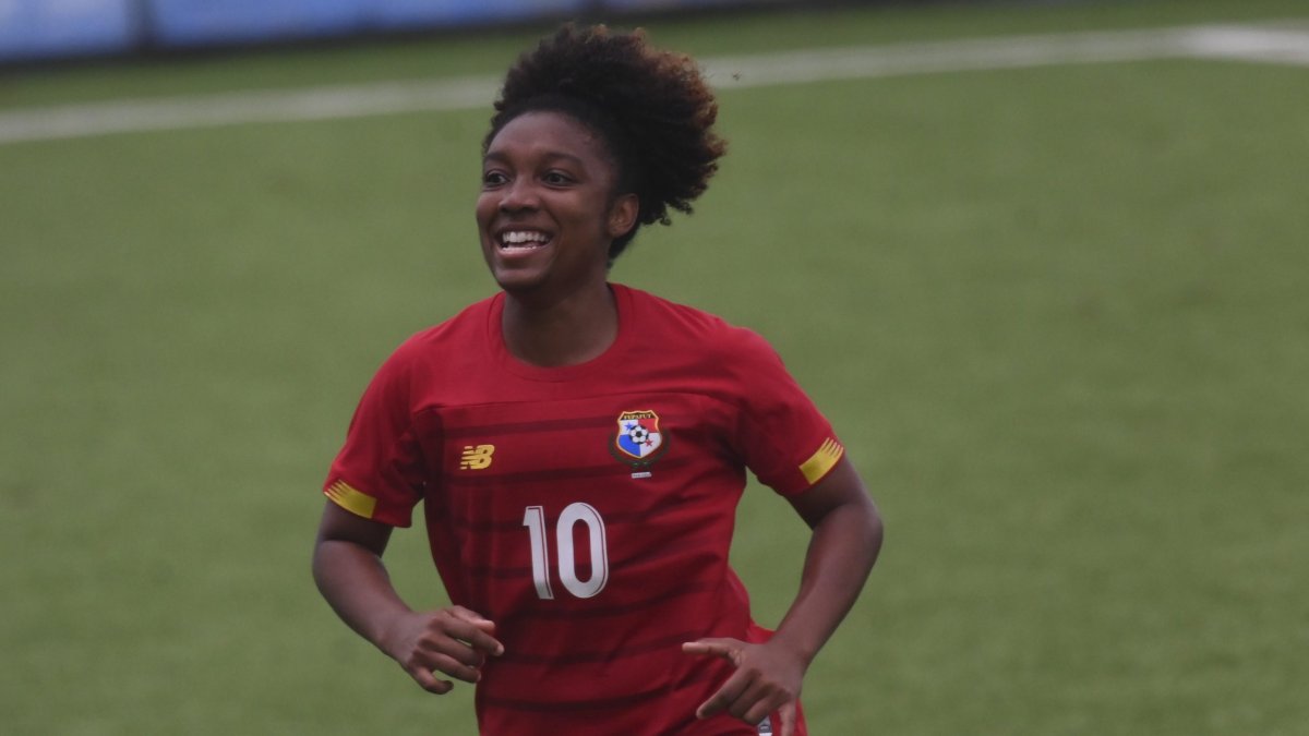 Marta Cox reflexiona sobre el debut de Panamá en la Copa del Mundo tras la muerte de su madre – Telemundo 52