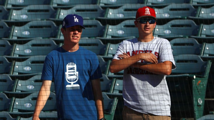 Giants fans dunk on Dodgers after Diamondbacks eliminate
