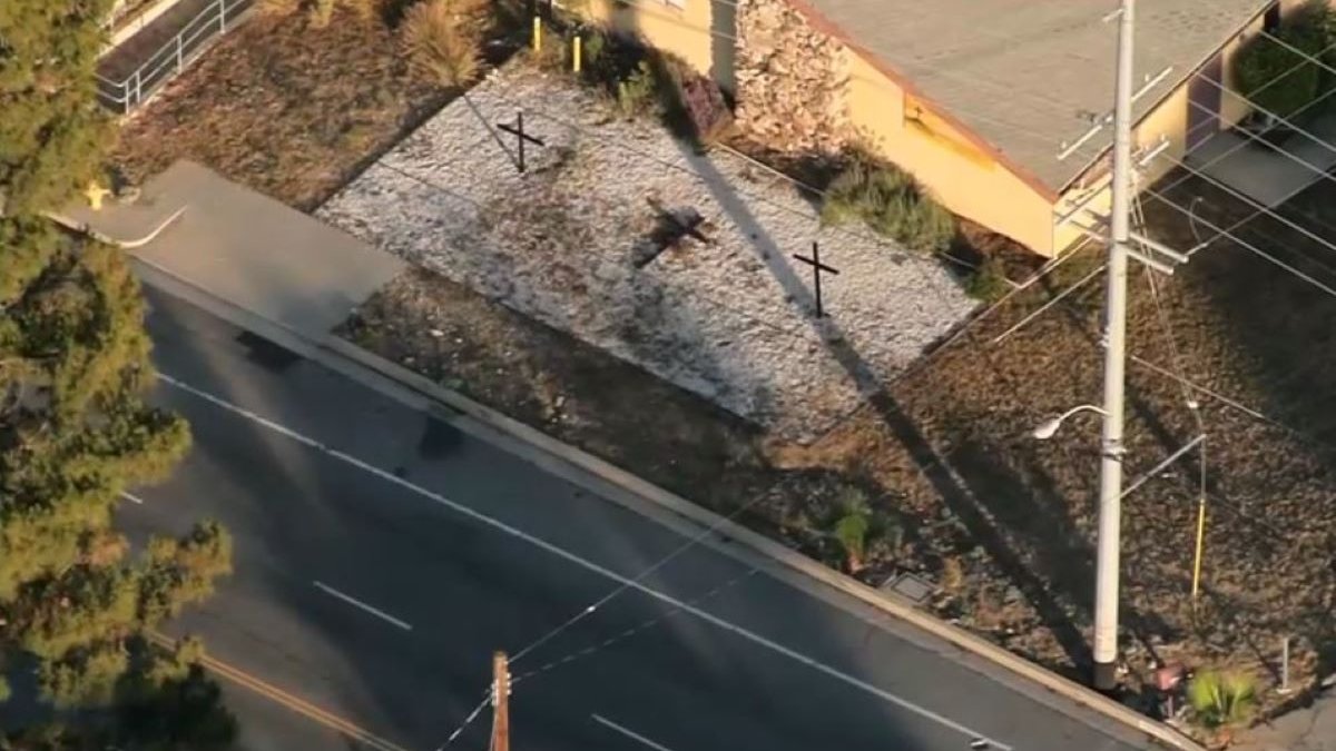 $50,000 reward offered in cross burning at Sylmar church – NBC Los Angeles - Vimarsana News
