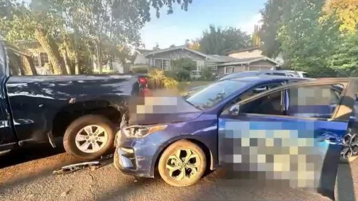 Owner finds stolen car covered in obscenities in LA neighborhood NBC