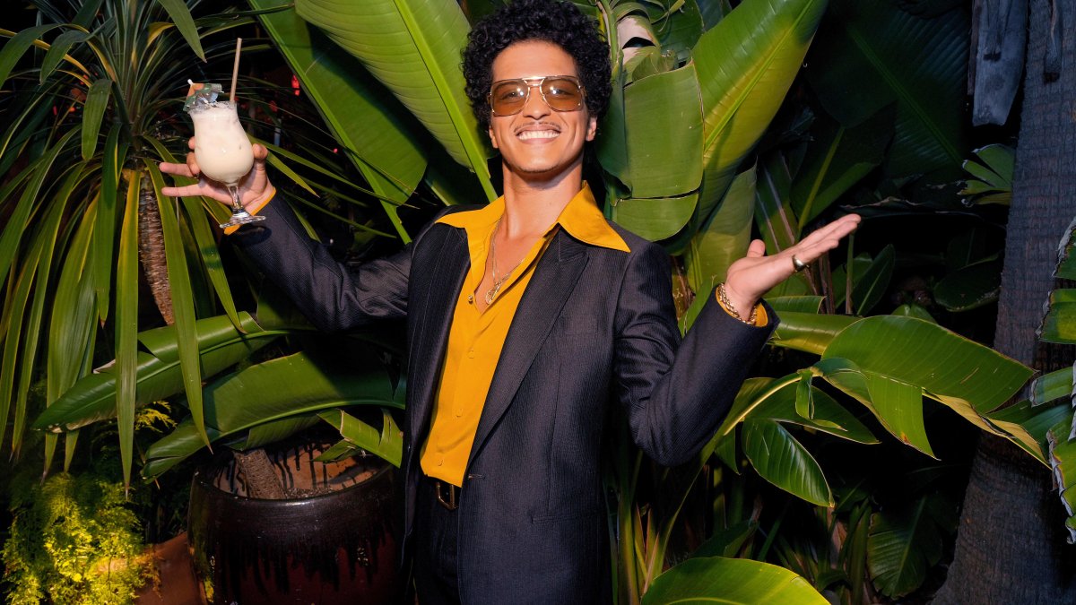 Bruno Mars reveals the No. 1 skill that's helped him succeed – NBC Los Angeles - Vimarsana News
