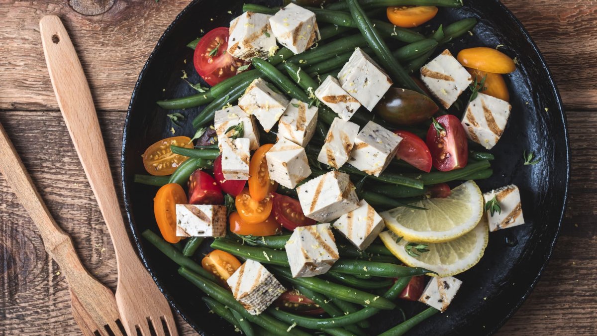 Tofu is still a popular alternative to meat, but is it actually good for you? Here's what the science says - Vimarsana News