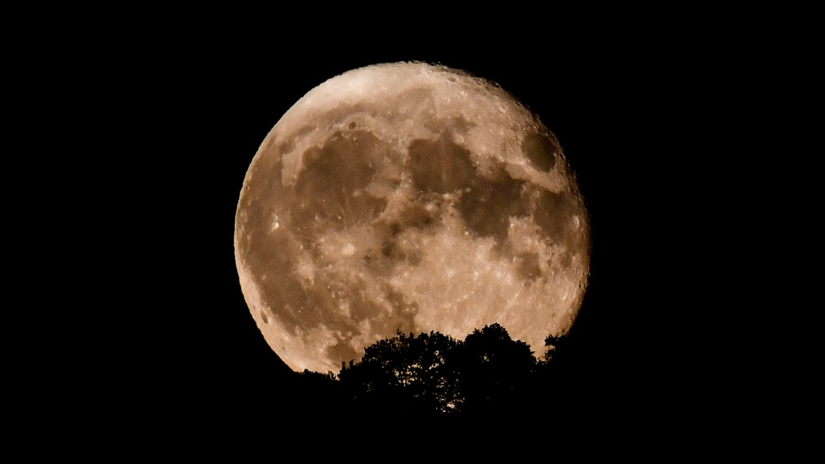 Rare super blue moon to rise this week for first time since 2018 NBC