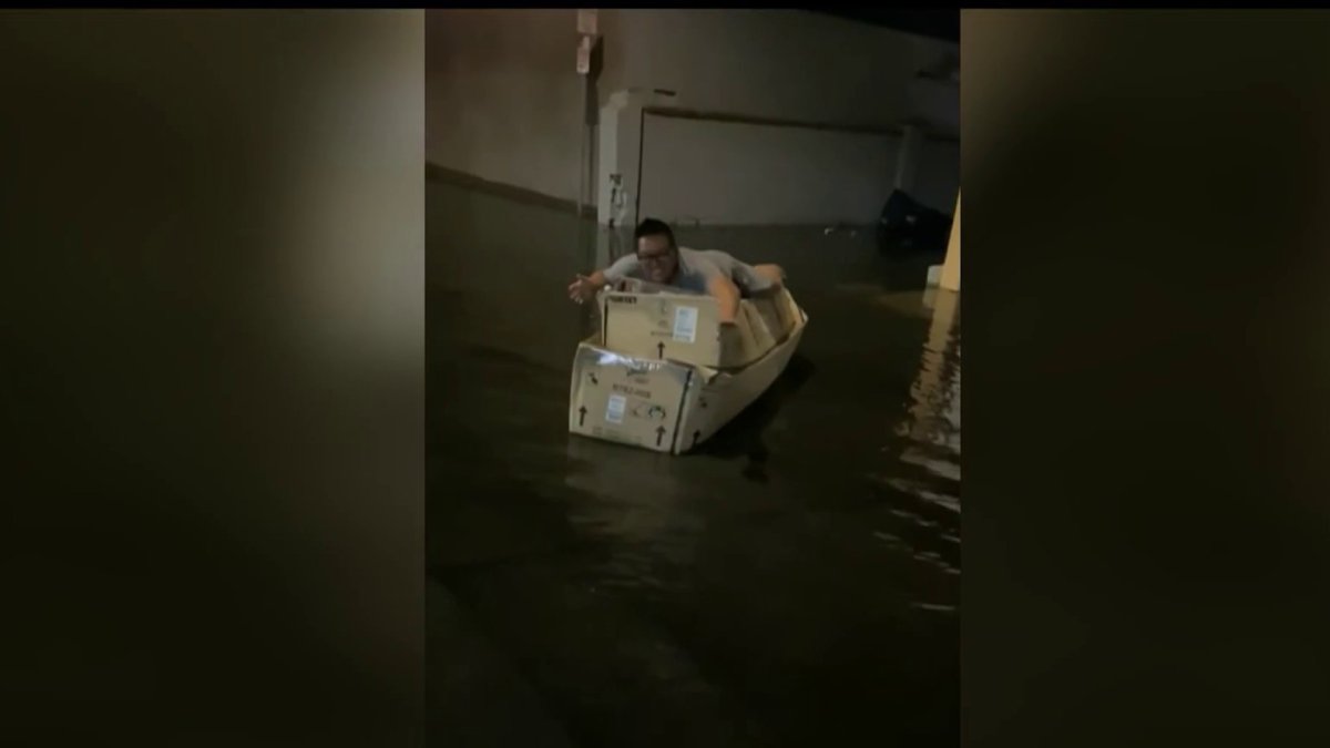 King Tides Flood Huntington Beach NBC Los Angeles king-tides-flood-huntington-beach-nbc-los-angeles