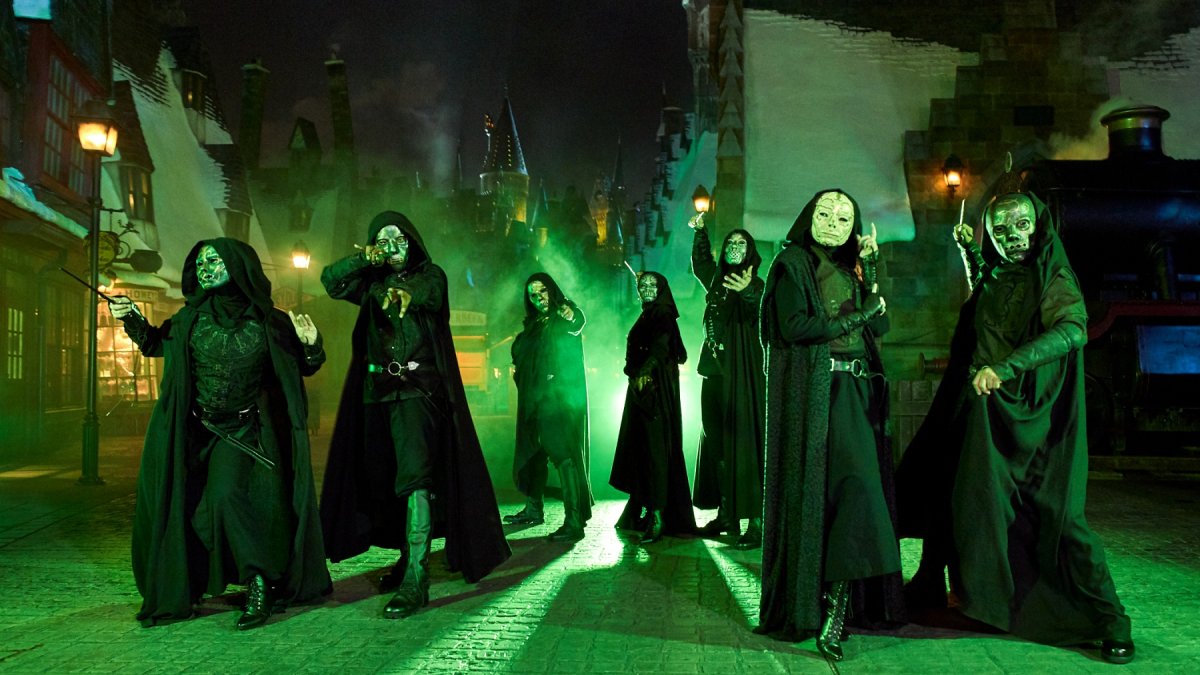 New Halloween Horror Nights details are casting a dastardly spell - Vimarsana News