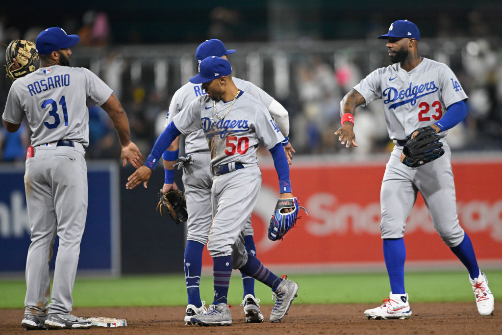 LOS ANGELES, CA - AUGUST 31: Los Angeles Dodgers right fielder