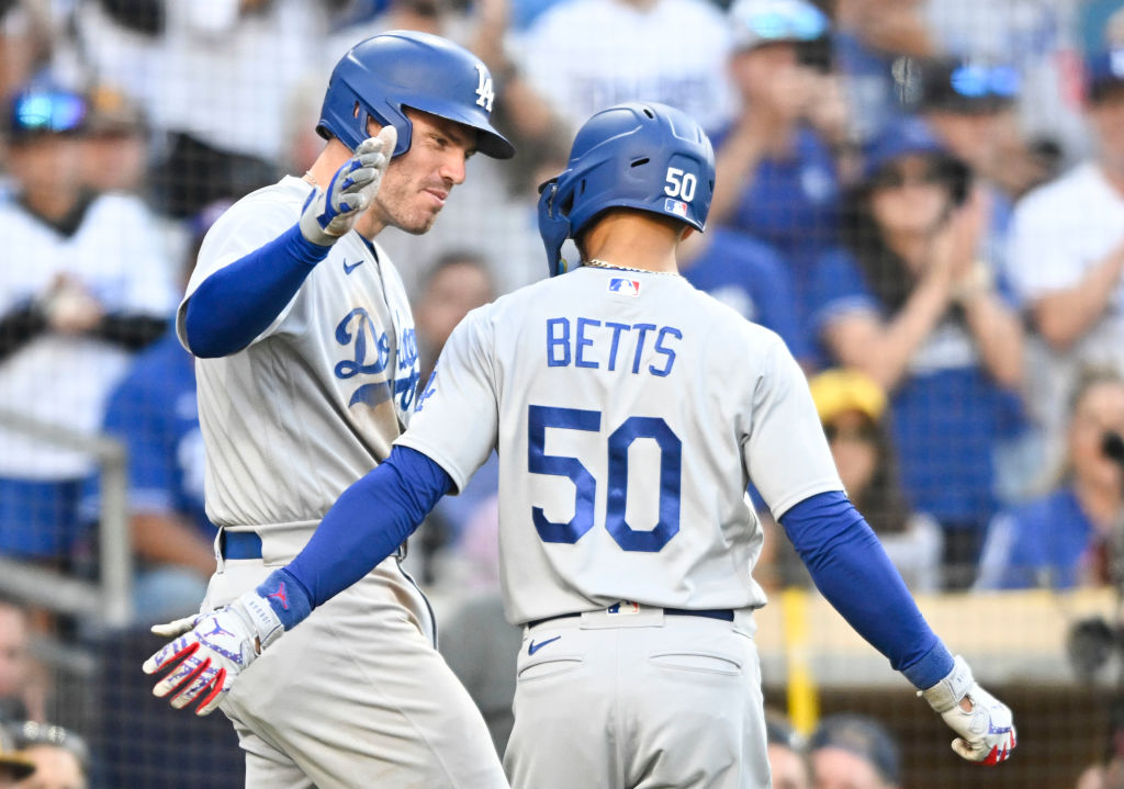 Freeman, Rosario and Betts homer to back Lynn in the Dodgers' 8-2 win  against the Padres - Newsday
