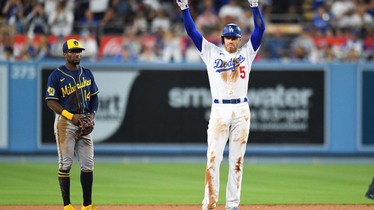 Brewers Win 10 Straight Again; Are They Unbeatable? - 00dtib8