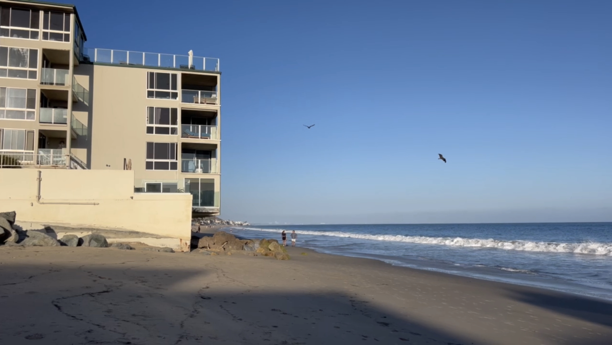 Behind a 50-year battle for public beach access in Malibu – NBC Los Angeles