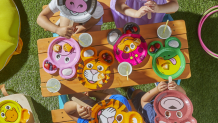 Zoo Pals Plates Are Coming Back to Feed Your Inner Child