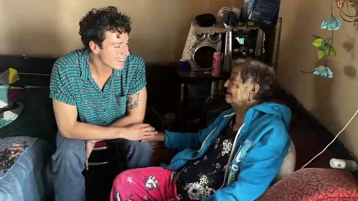 'Advance parole' allows California DACA recipients to visit country of birth – NBC Los Angeles - Vimarsana News