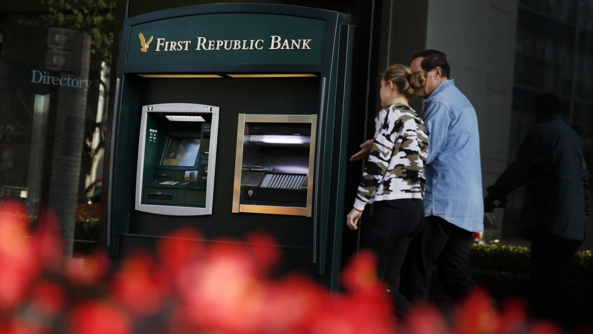 With the economy holding up, why is the market still so down on America's banks? - Vimarsana News
