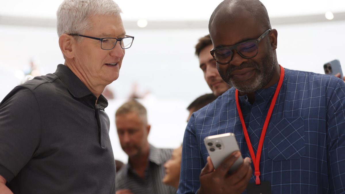 Apple just released its big annual iPhone update – NBC Los Angeles - Vimarsana News