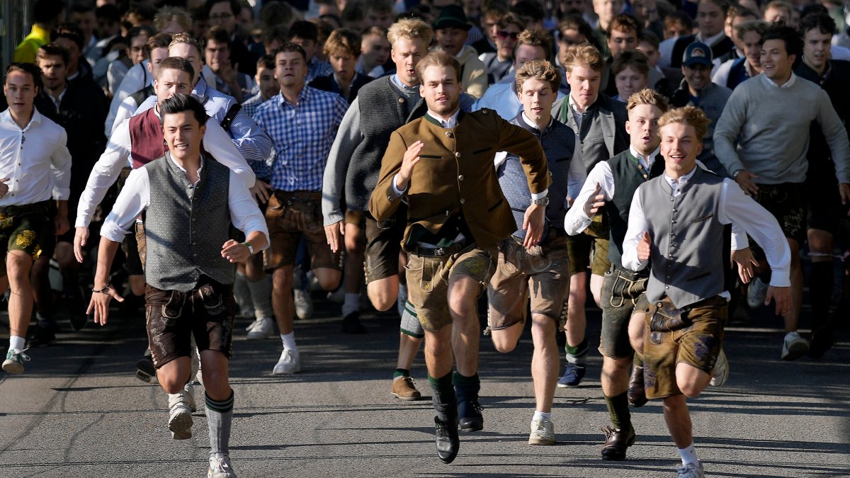 Oktoberfest officially opens in Munich – NBC Los Angeles - Vimarsana News