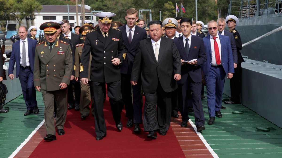Russia's Kim Jong Un meets with Russian defense minister – NBC Los Angeles - Vimarsana News