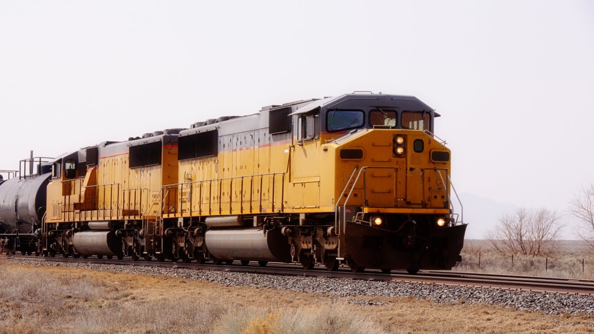 Explosion at Union Pacific's Bailey Yard in Nebraska forces evacuations due to toxic smoke – NBC Los Angeles - Vimarsana News