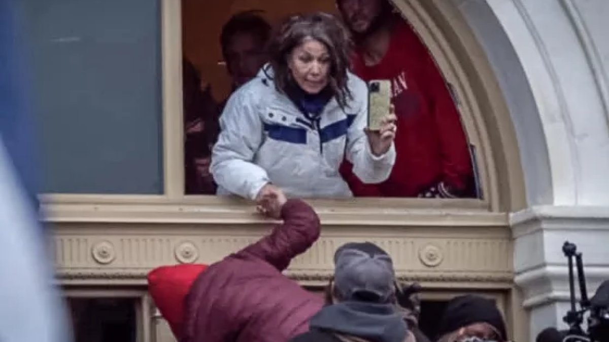 ‘I did the right thing,' Jan. 6 rioter says before being sentenced to 2.5 years in prison 1