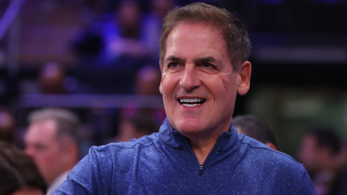 Mark Cuban says he only felt successful for the first time at age 28: My dad 'broke down in tears and started sobbing' – NBC Los Angeles - Vimarsana News