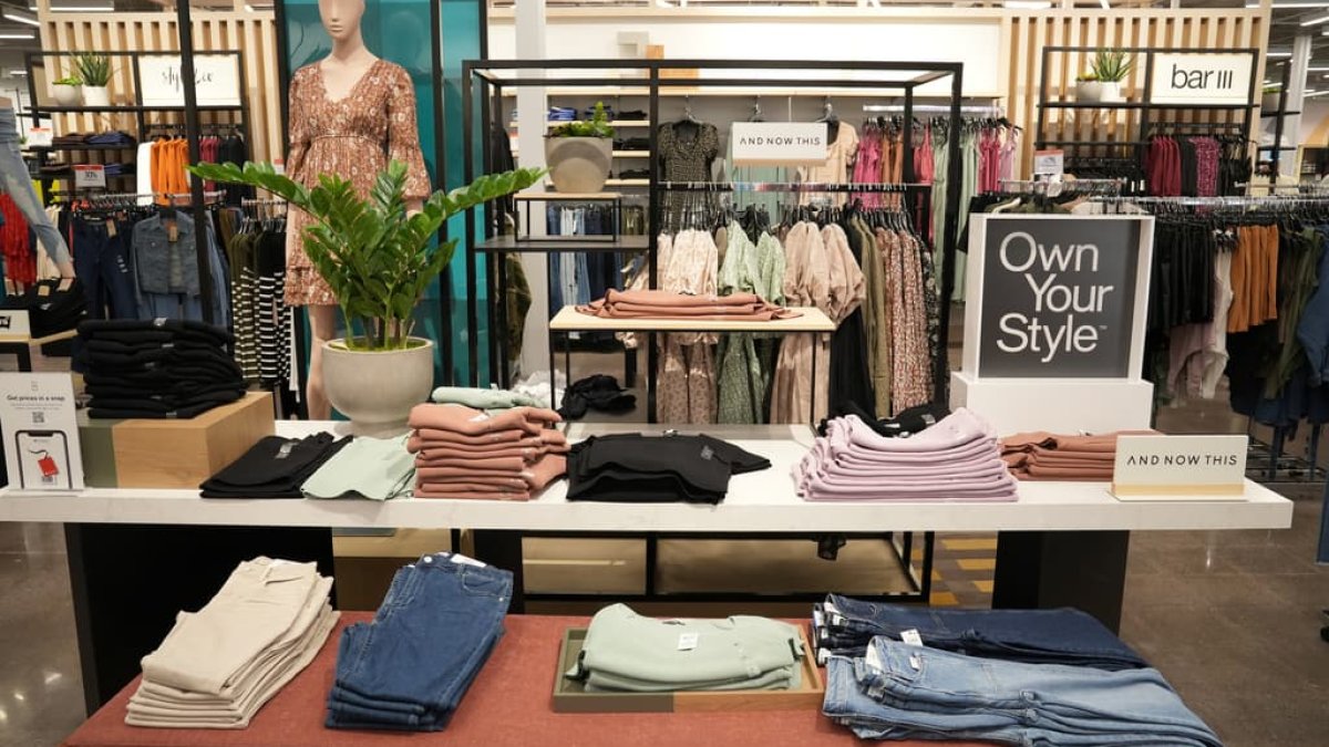 Macy’s will open up to 30 stores, as department store looks to strip ...