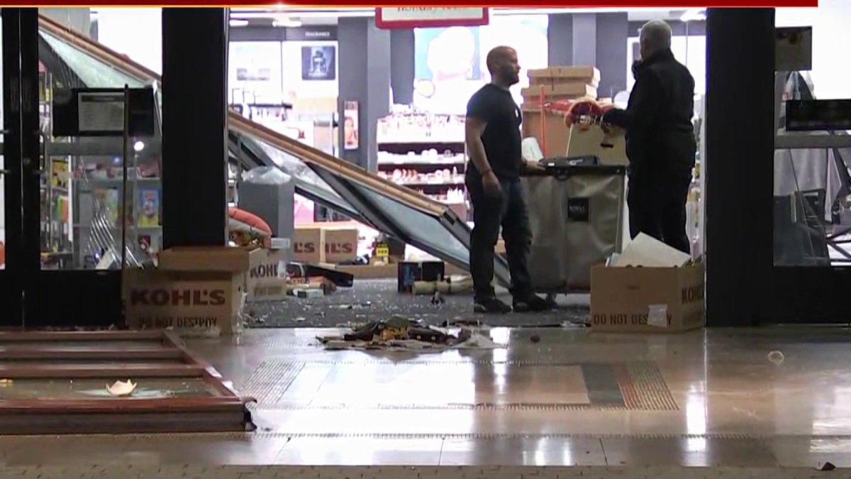 DUI suspect crashes into Huntington Beach Kohl's store, leaving 3 hurt 