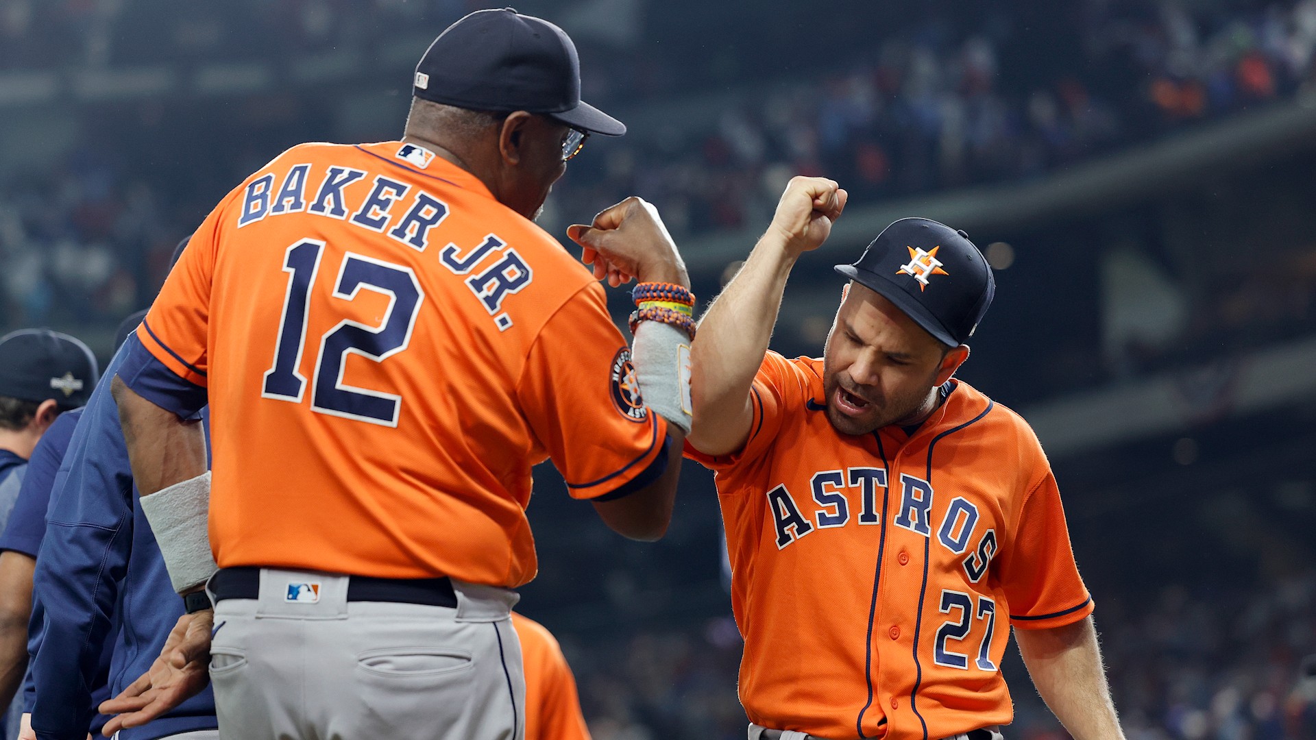 Brusdar Graterol's mom sees her son pitch for first time in MLB