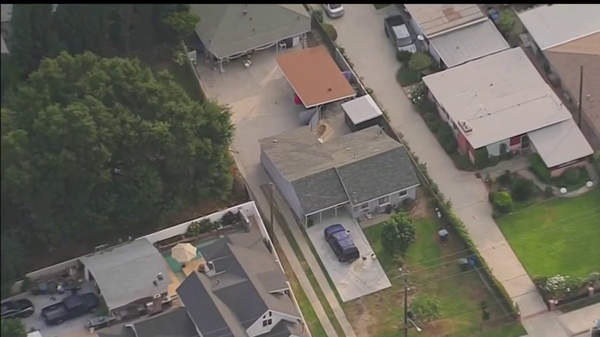 El Monte stabbing under investigation – NBC Los Angeles