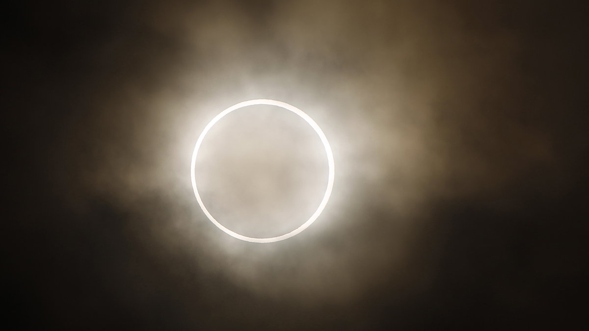 ¿Qué estados verán el eclipse del anillo de fuego?  -NBC Los Ángeles