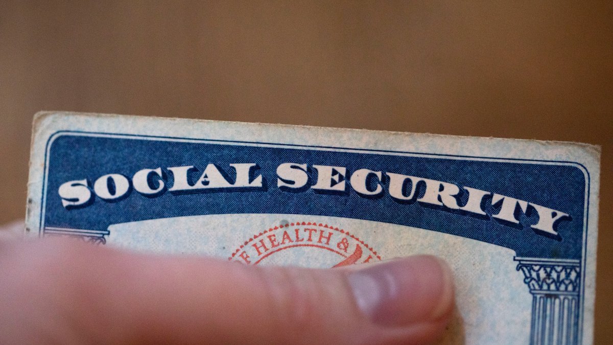 Social Security Administration sends misleading email lauding Trump's new tax cuts law 1