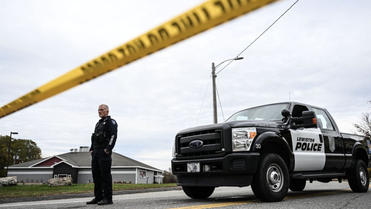 Police were alerted last month about Maine shooter – NBC Los Angeles - Vimarsana News