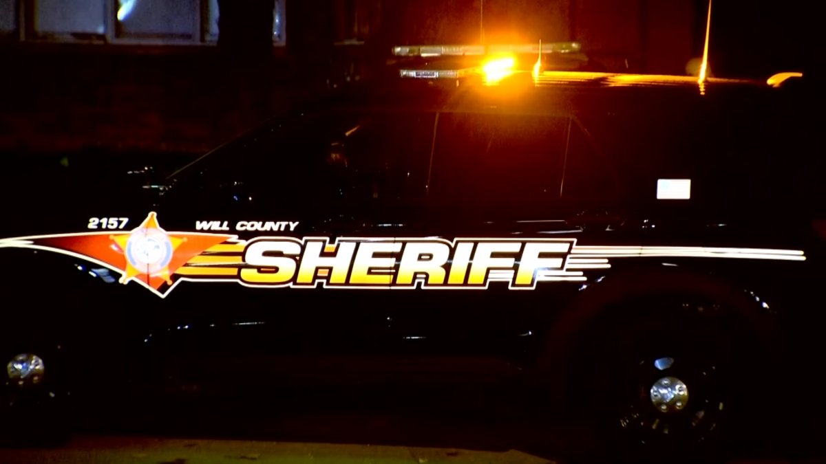 FBI Chicago opens investigation after 6-year-old boy, mother stabbed in Will county hate crime – NBC Los Angeles - Vimarsana News
