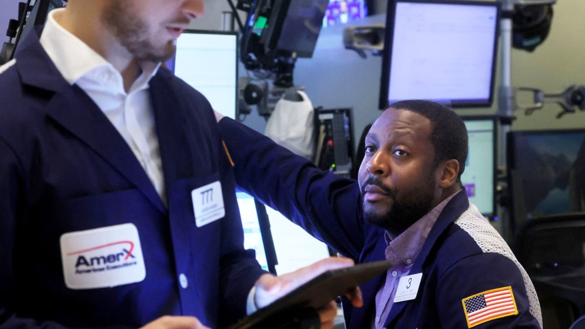 S&P 500 futures inch lower as traders hope to build on November rally: Live updates - Vimarsana News
