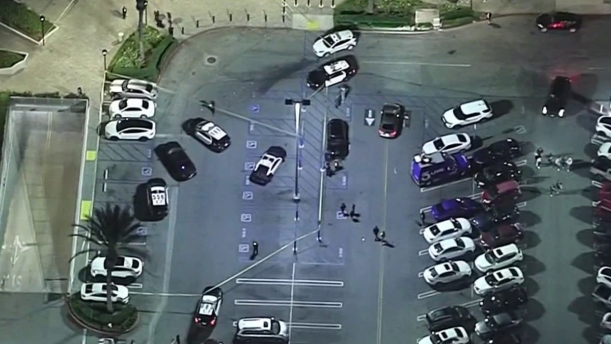 Shooting at Northridge mall – NBC Los Angeles