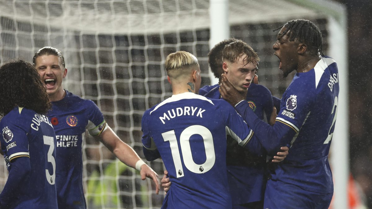 Chelsea y Manchester City empatan 4-4 en la Premier League inglesa – Telemundo 52