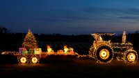Tractors in this charming Napa Valley town are ready for their festive holiday roll