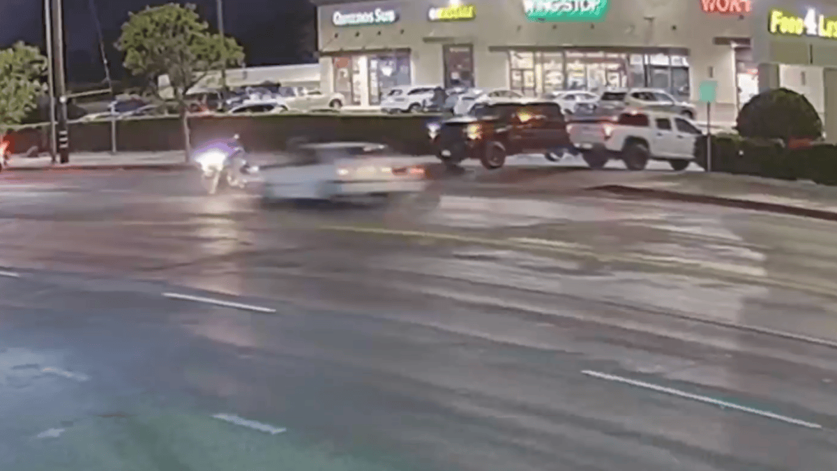 Motorcyclist killed by hit-and-run driver in North Hills – NBC Los Angeles