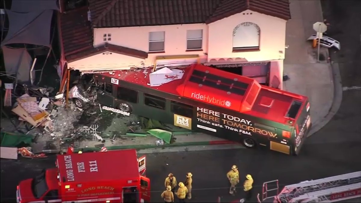 14-people-injured-following-crash-involving-bus-in-long-beach-nbc-los