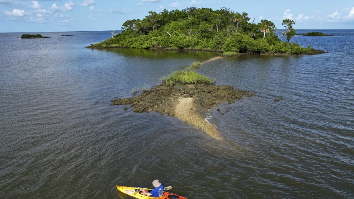 Florida man used COVID-19 relief aid to purchase Sweetheart Island – NBC Los Angeles - Vimarsana News