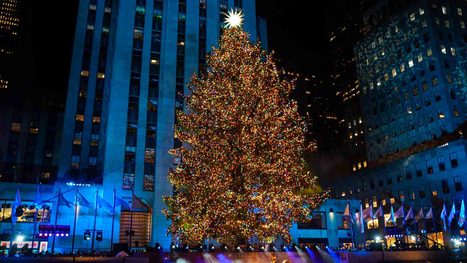 Who picks the Rockefeller Center Christmas tree? NBC Los Angeles