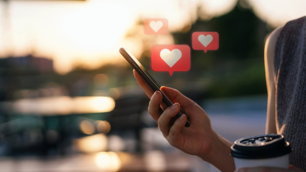 Why dating apps can now cost users hundreds of dollars a month – NBC Los Angeles - Vimarsana News