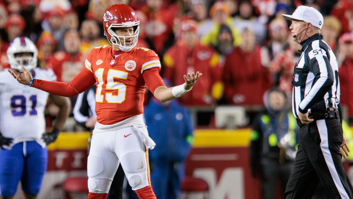 NFL to review Patrick Mahomes, Andy Reid’s ref complaints: report – NBC ...