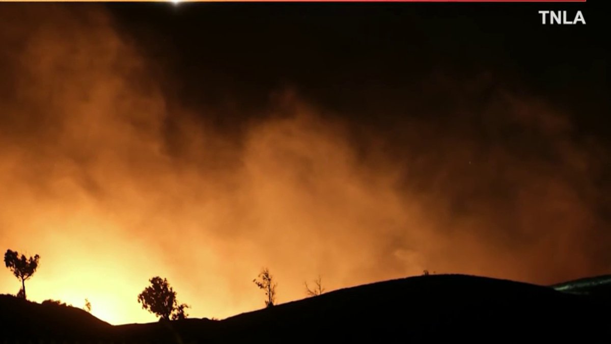 Fire Expands To 2 400 Acres Forces Evacuations NBC Los Angeles fire-expands-to-2-400-acres-forces-evacuations-nbc-los-angeles