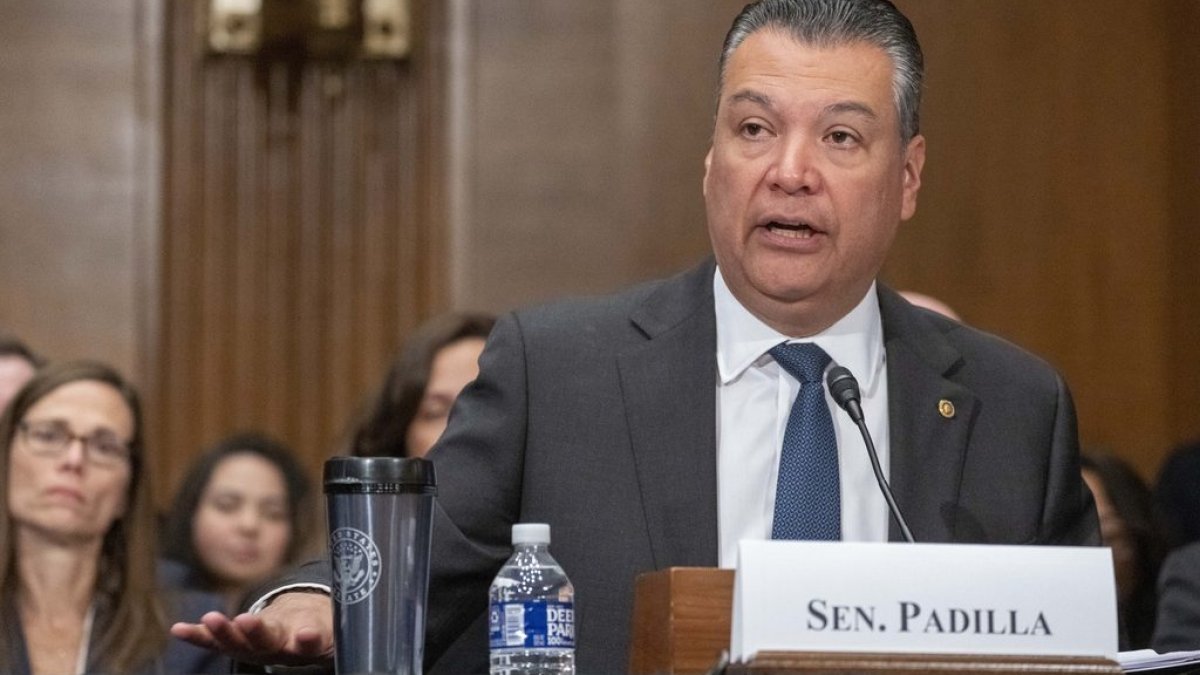 Sen. Alex Padilla says he won't run for California governor 1
