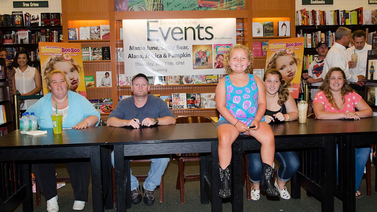 'Honey Boo Boo' family member Anna 'Chickadee' Cardwell dead at 29 – NBC Los Angeles - Vimarsana News