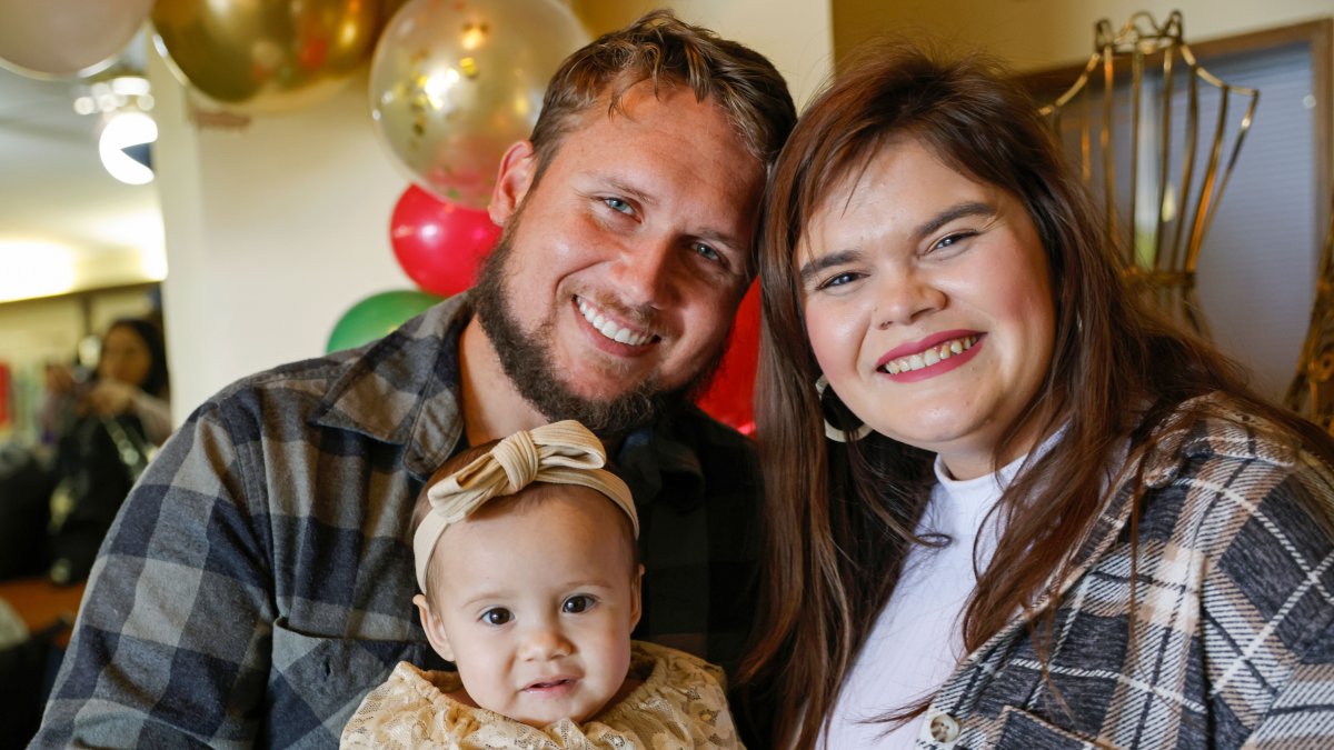 Parents of children sickened by tainted fruit pouches share fears – NBC Los Angeles - Vimarsana News
