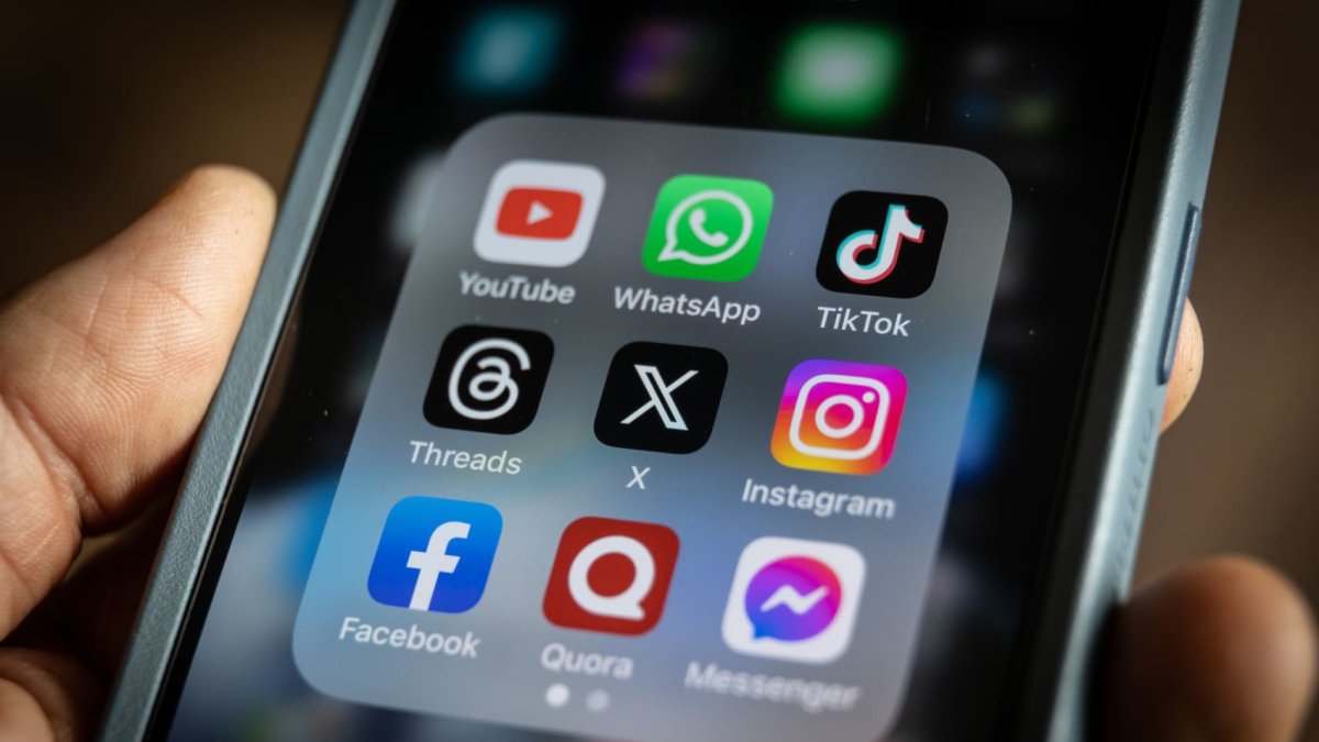 From livestreaming to 'shoppertainment,' Gen Zers lead the way in Singapore's online shopping space – NBC Los Angeles - Vimarsana News